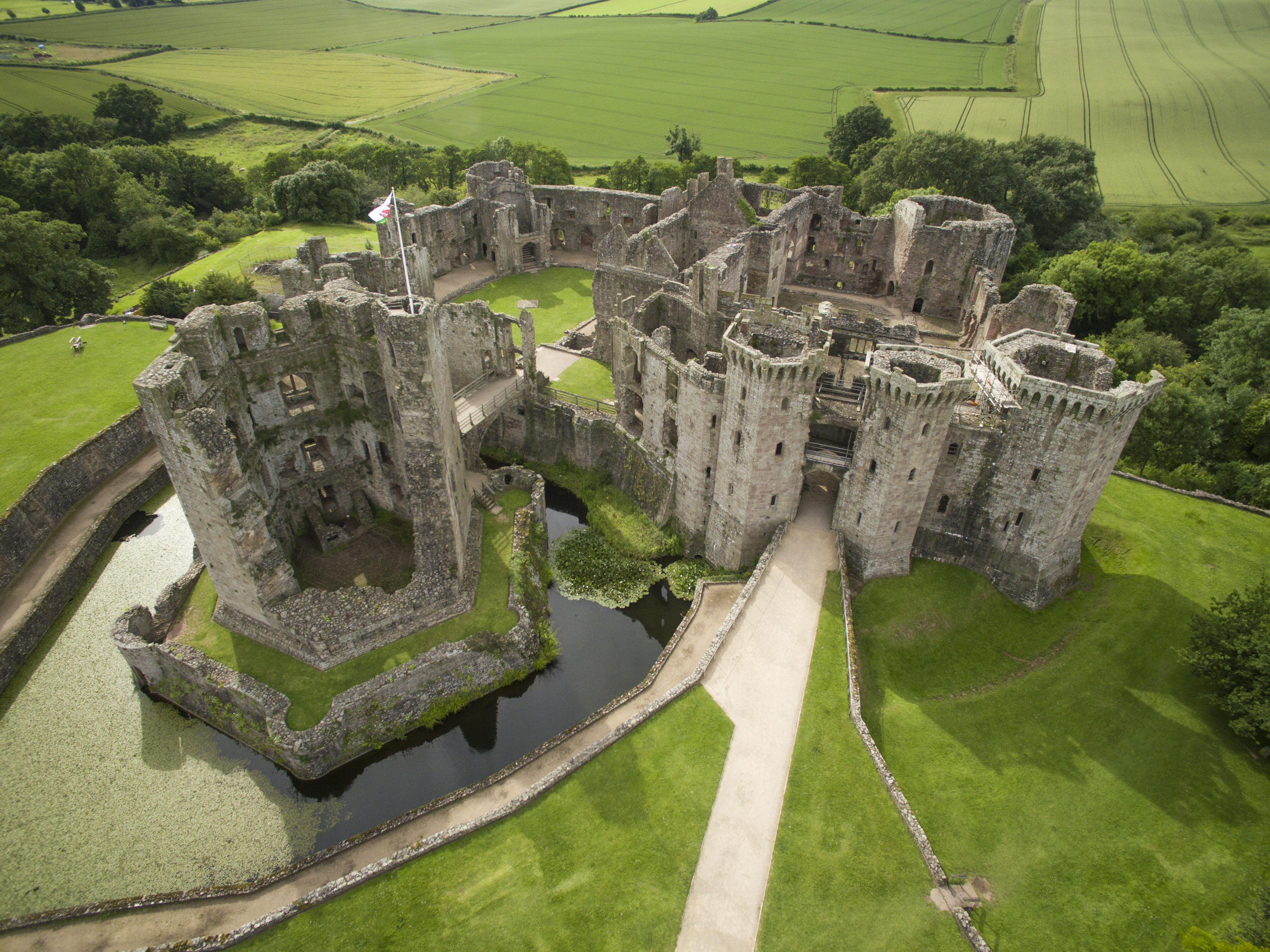 Raglan Castle (Cadw) - Castle in Raglan, Raglan - Visit Monmouthshire